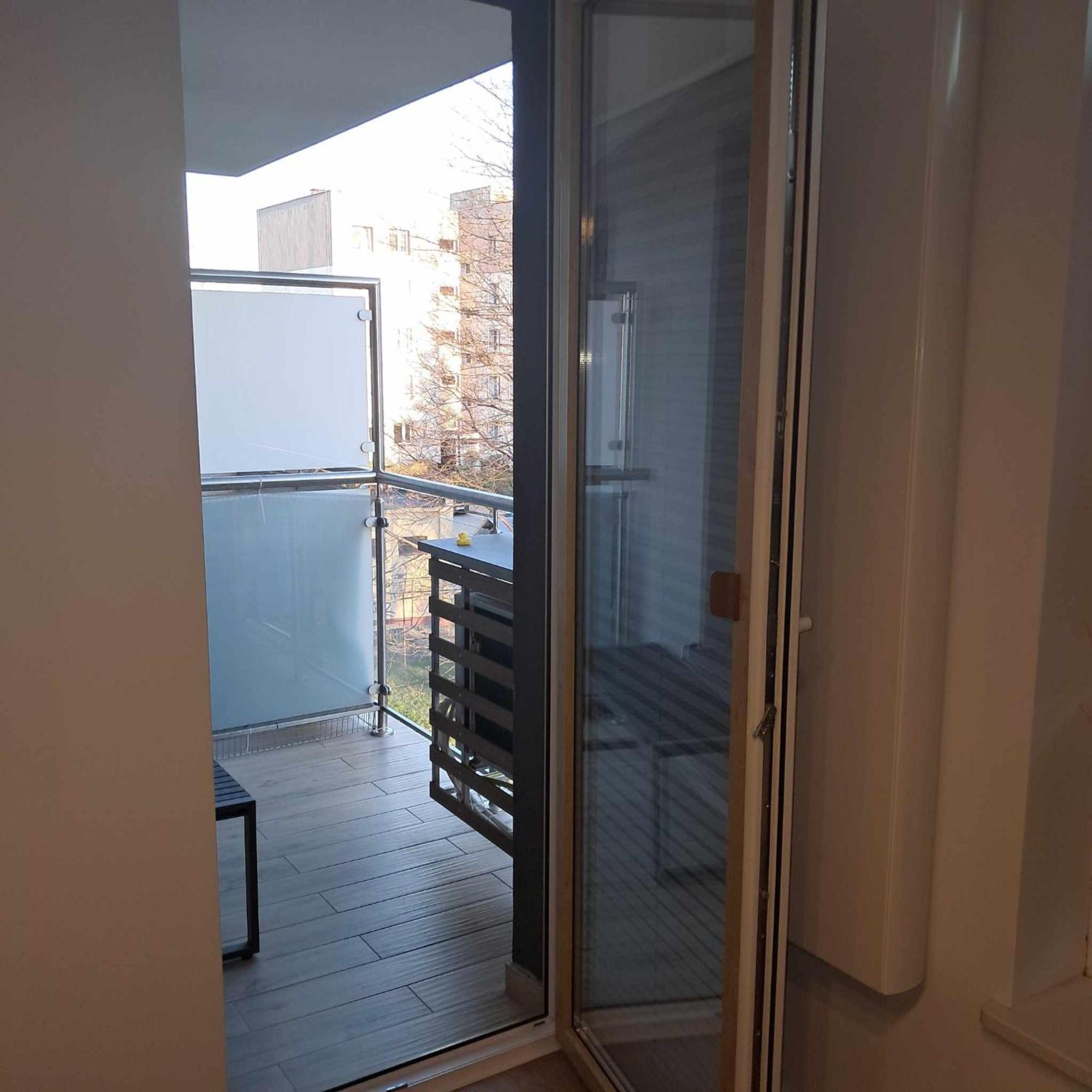 Apartament Julia 1-4 Os Starowapiennikowa 42A Z Balkonem Ze Sniadaniem Kontynentalnym Kielce Kültér fotó